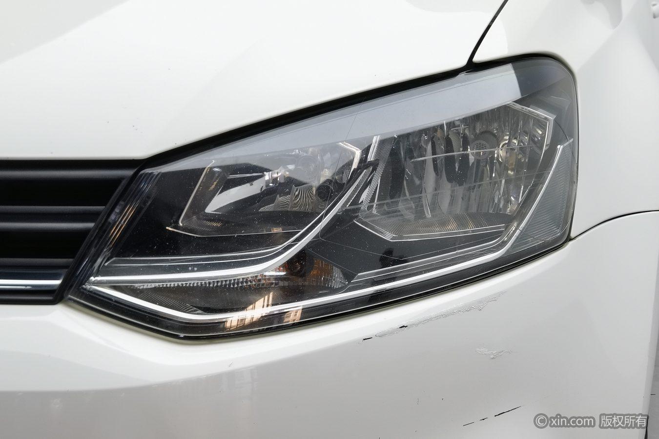 Volkswagen Polo 2014 1.4L AT Comfort