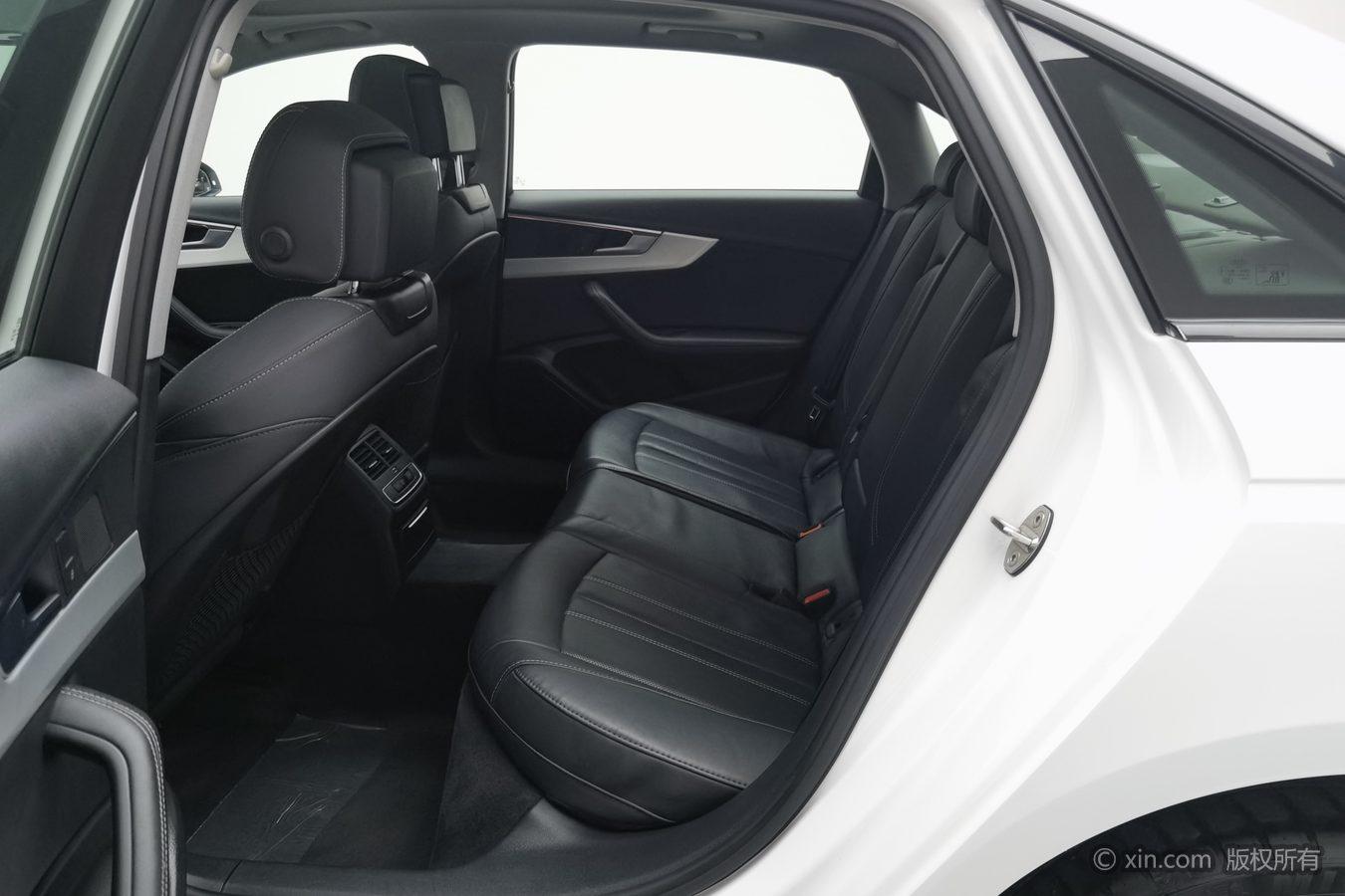Audi A4L id 4479322 из Китая 17