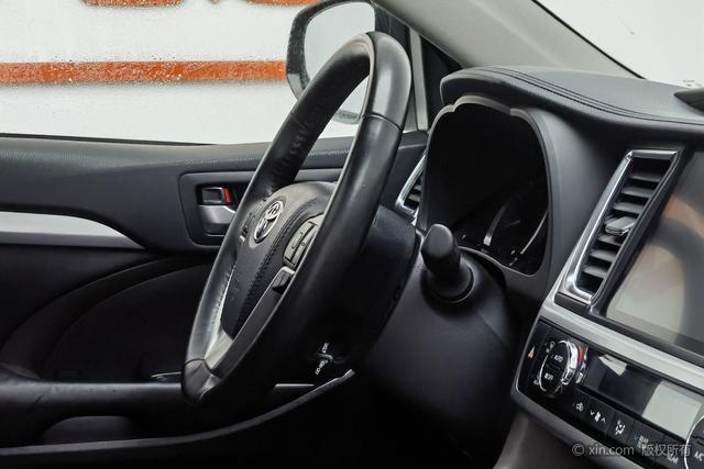 Toyota Highlander 2021 2.0 T 4 WD 7 — фото 11
