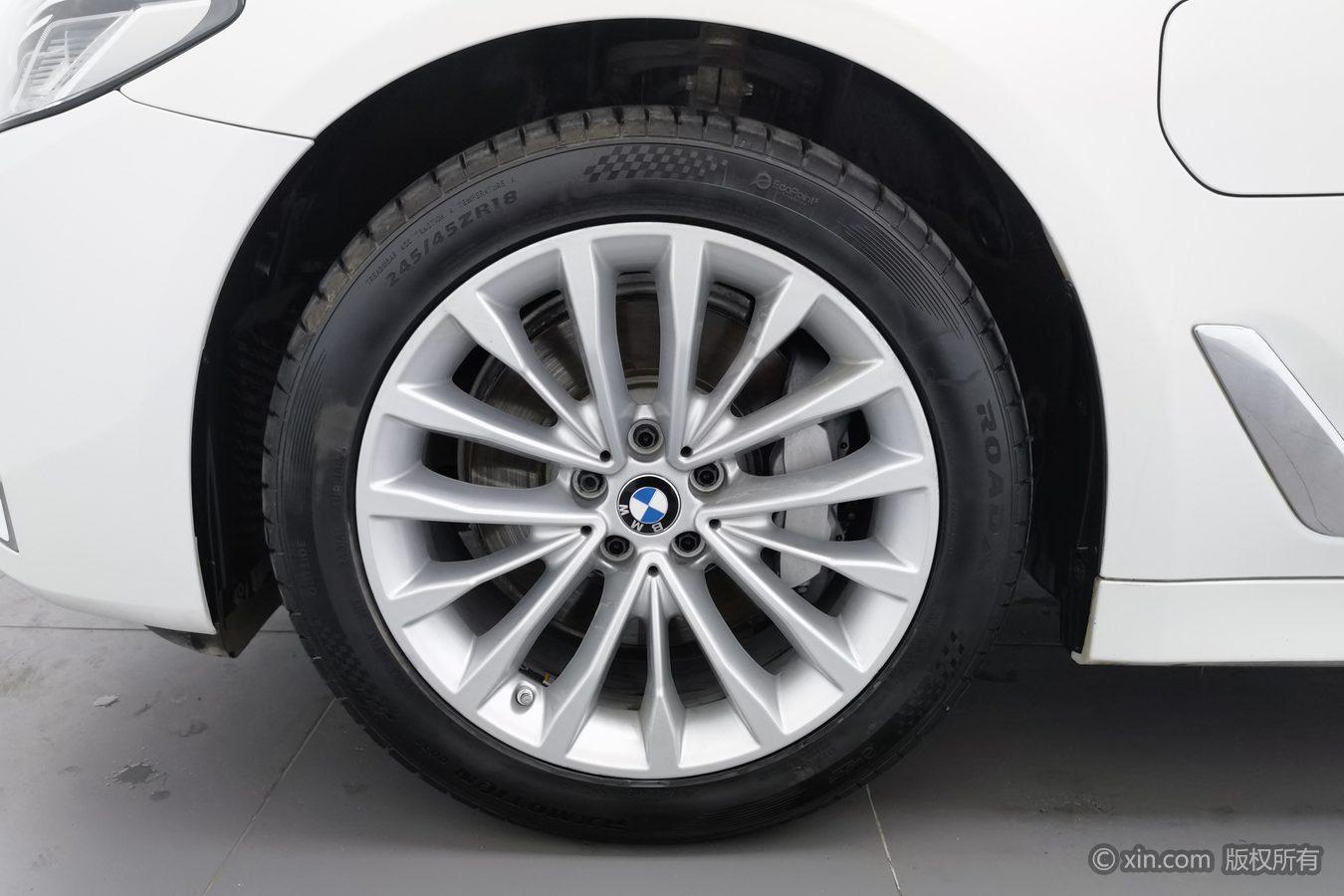BMW 5 серииPHEV 5 PHEV 2021 535Le Luxury