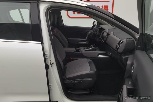 Citroen C5 AIRCROSS 2017 380 THP — фото 19