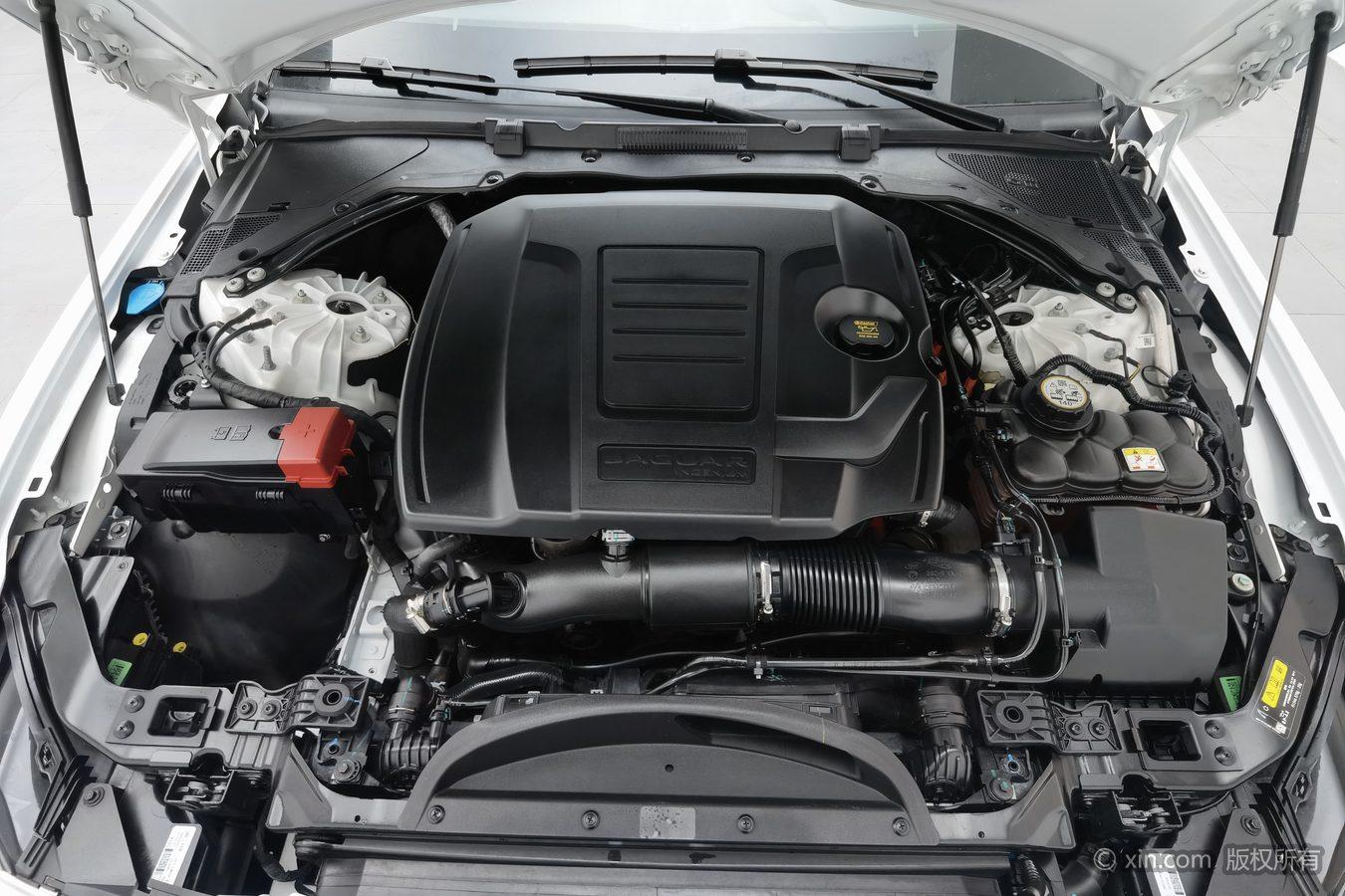 Jaguar XEL 2023 2.0T 250PS R-DYNAMIC S Sport