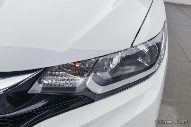Honda Fit 2018 1.5 L CVT — фото 7