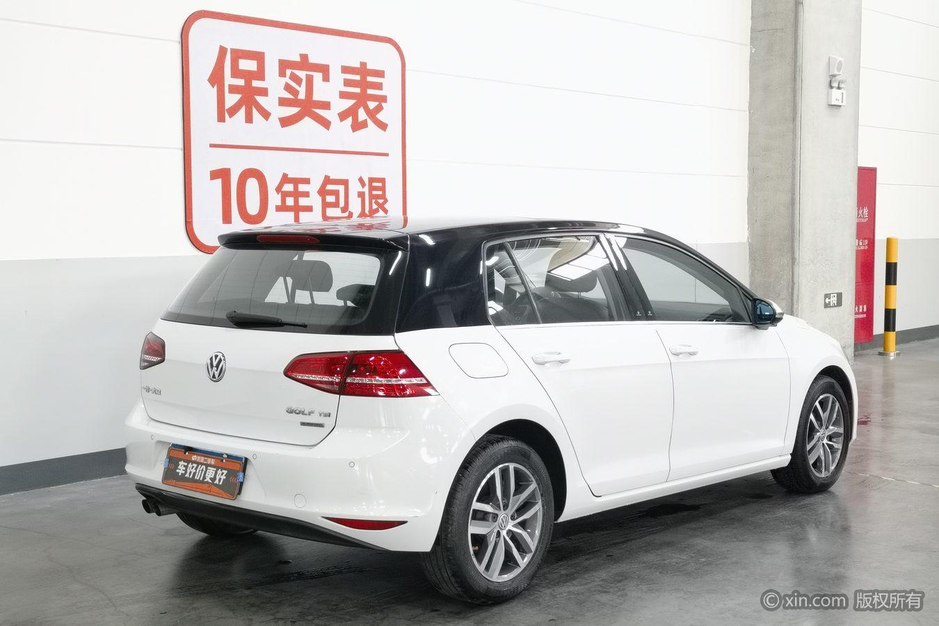 Volkswagen Golf 2016 230TSI AT Luxury