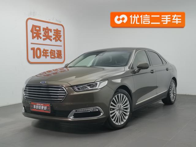 Ford Taurus 2015 года выпуска