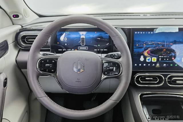 Leapmotor C11 Hybrid 2023 — фото 15