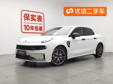 Lynk & Co 03 PHEV