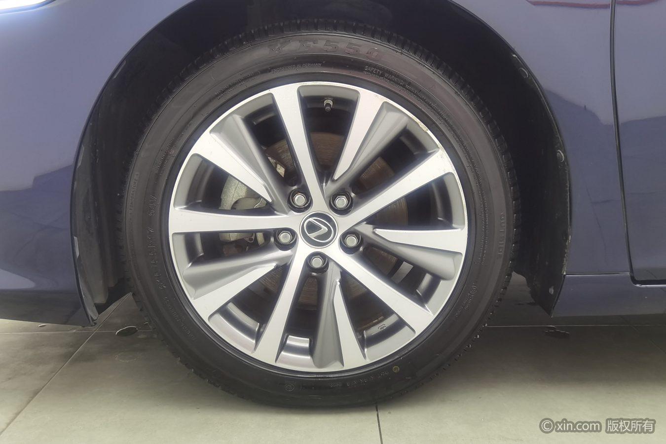 Lexus ES 2018 200 V