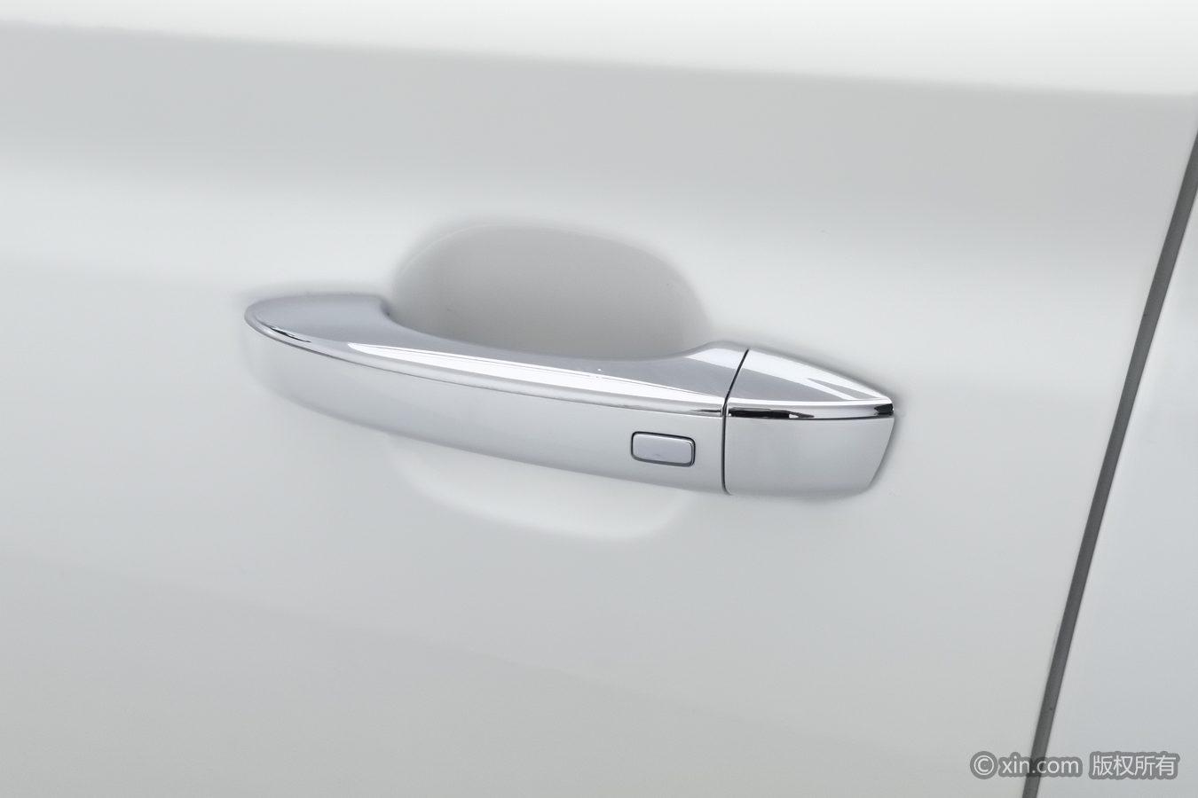 Roewe RX8 — фотографии объявления, Фото 9