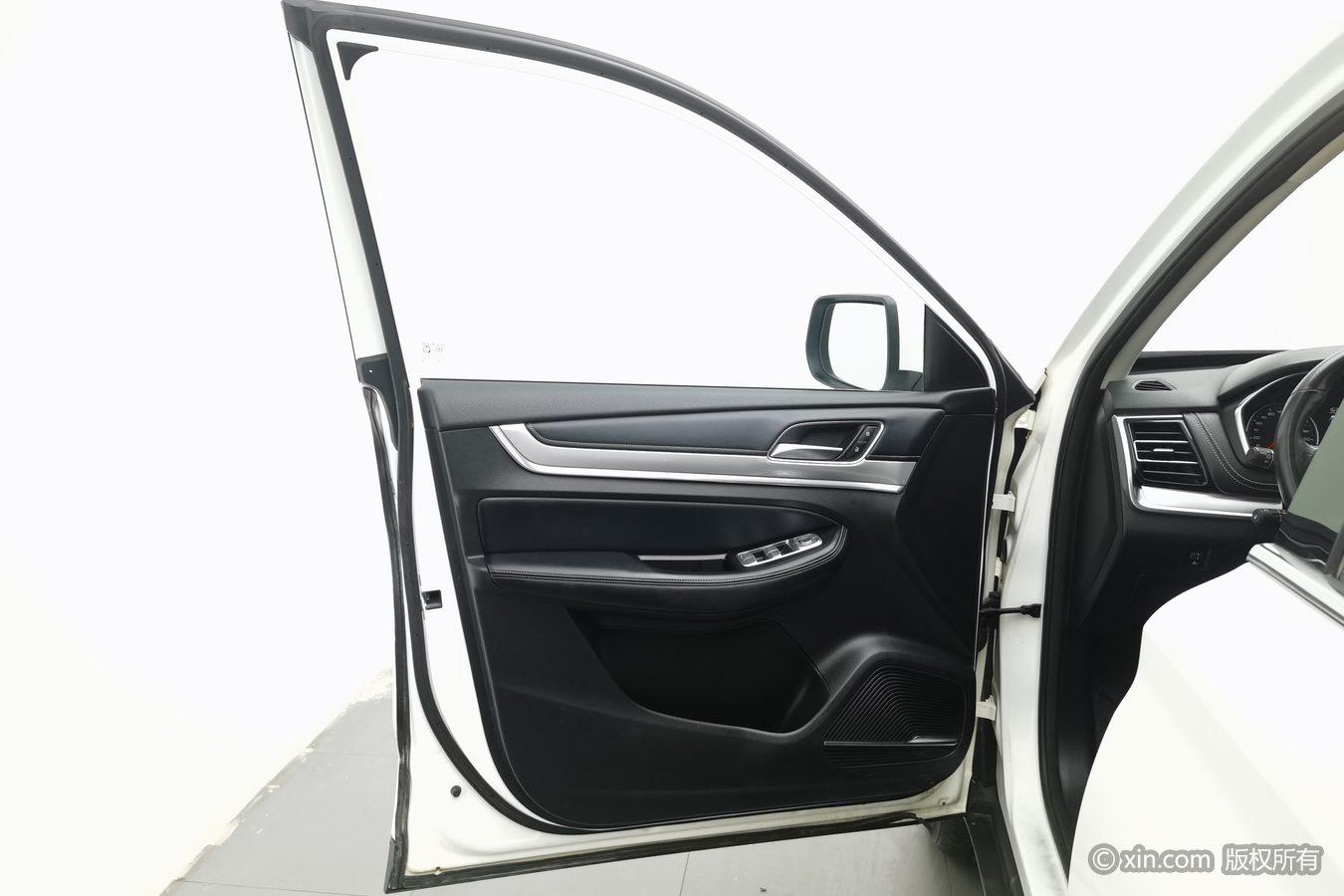 Roewe RX8 — фотографии объявления, Фото 12