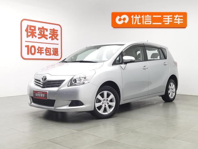 Toyota Verso 2014 года выпуска