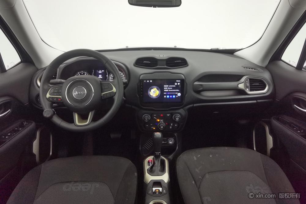 Jeep Renegade, фото 13