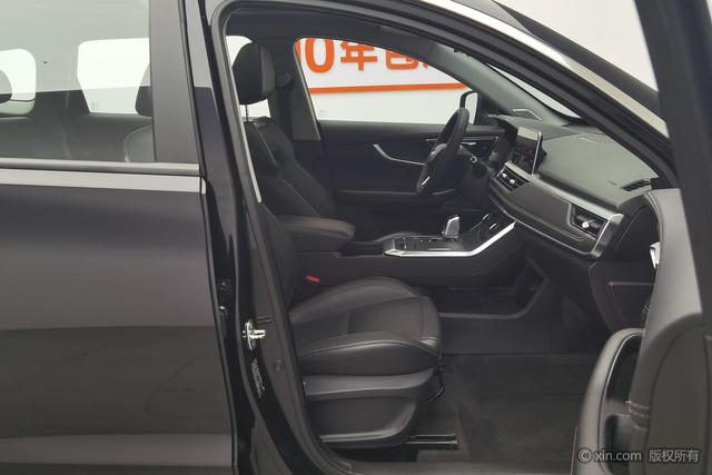 Chery Tiggo 8 2019 1.6 TGDI AT — фото 12