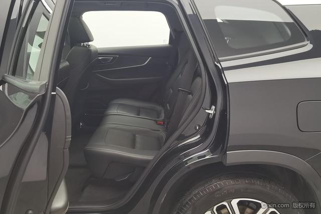 Chery Tiggo 8 2019 1.6 TGDI AT — фото 20