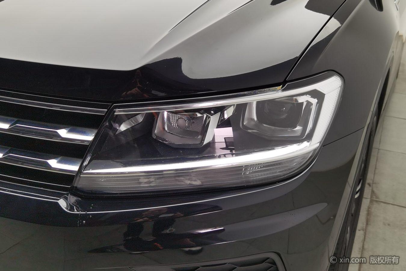 Volkswagen Tiguan L L 2019 330TSI AT VI