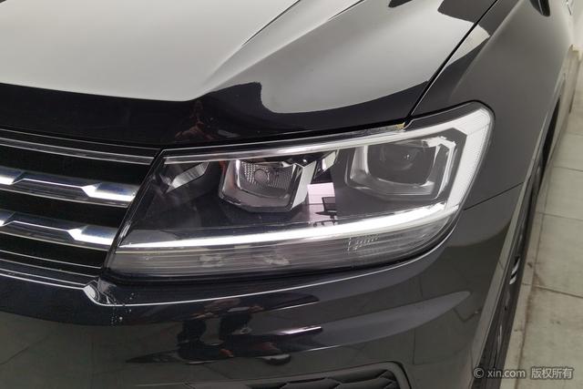 Volkswagen Tiguan L 2019 330 TSI AT 2 WD VI — фото 7