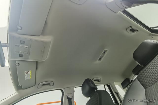 Volkswagen Tiguan L 2019 330 TSI AT 2 WD VI — фото 20