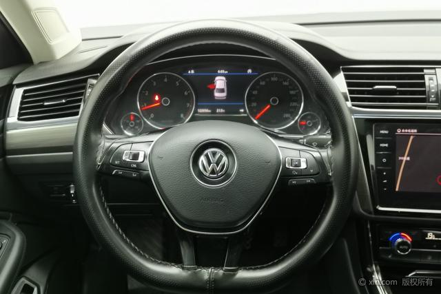 Volkswagen Phideon 2018 380 TSI 2 WD — фото 14