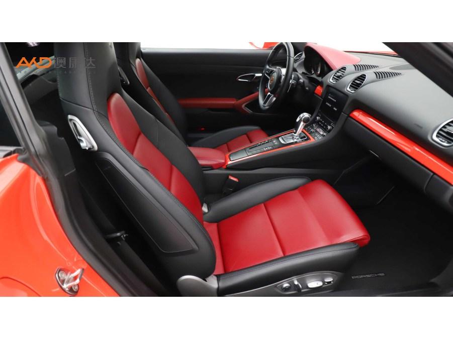 Porsche 718 2018 Cayman 2.0T