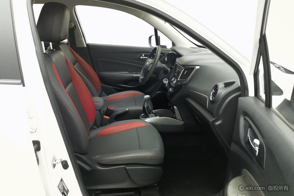 Changan CS15, фото 10