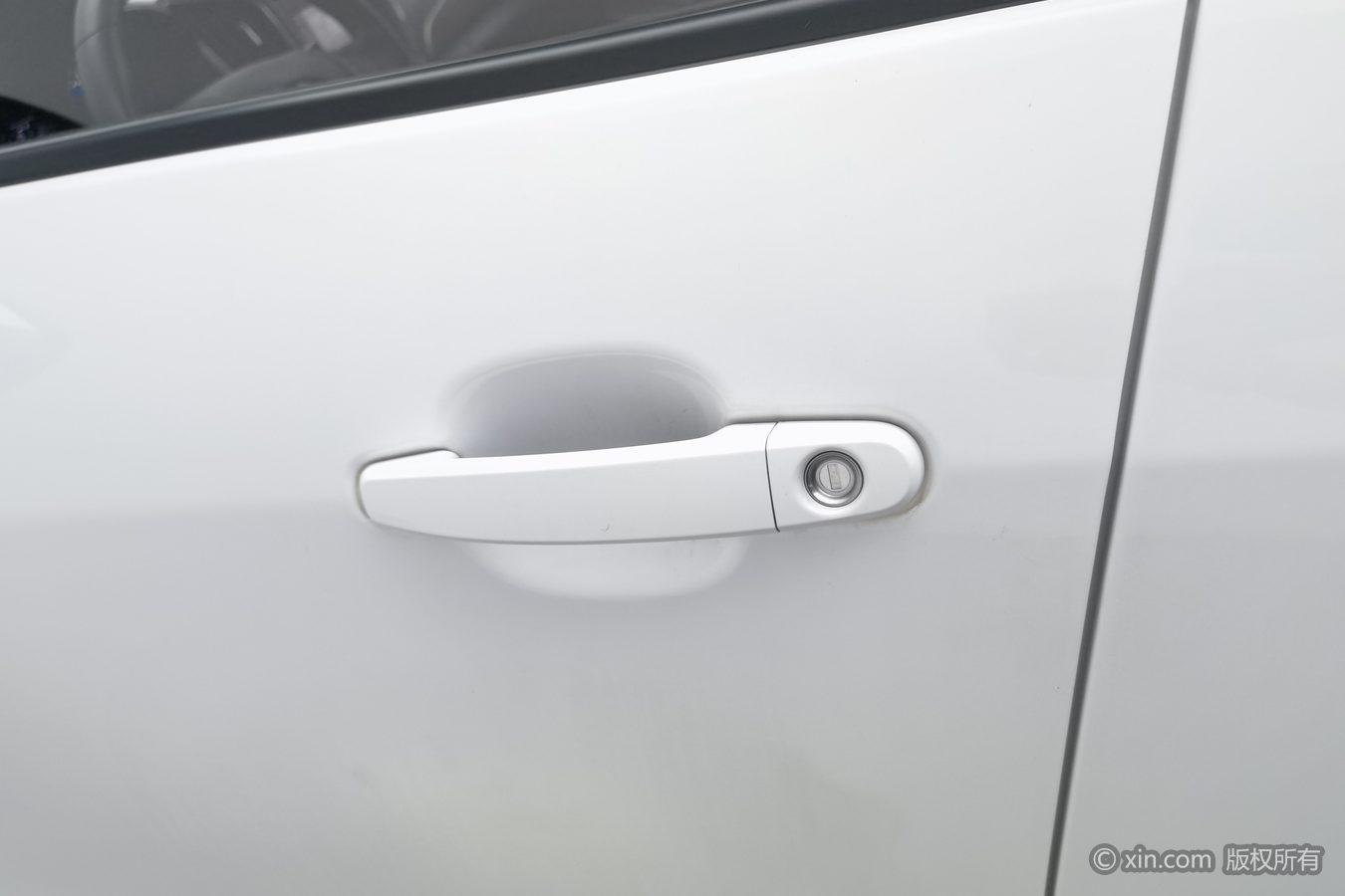 Changan CS15 2016 1.5L MT Fashion