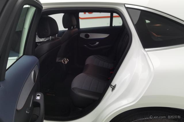 Mercedes-Benz EQC 2021 Белый из Китая, фото 4