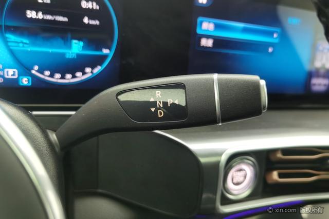 Mercedes-Benz EQC id 3804801 из Китая 20