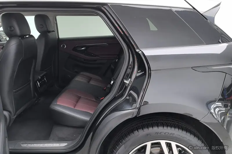 Land Rover Range Rover Evoque — фото 14