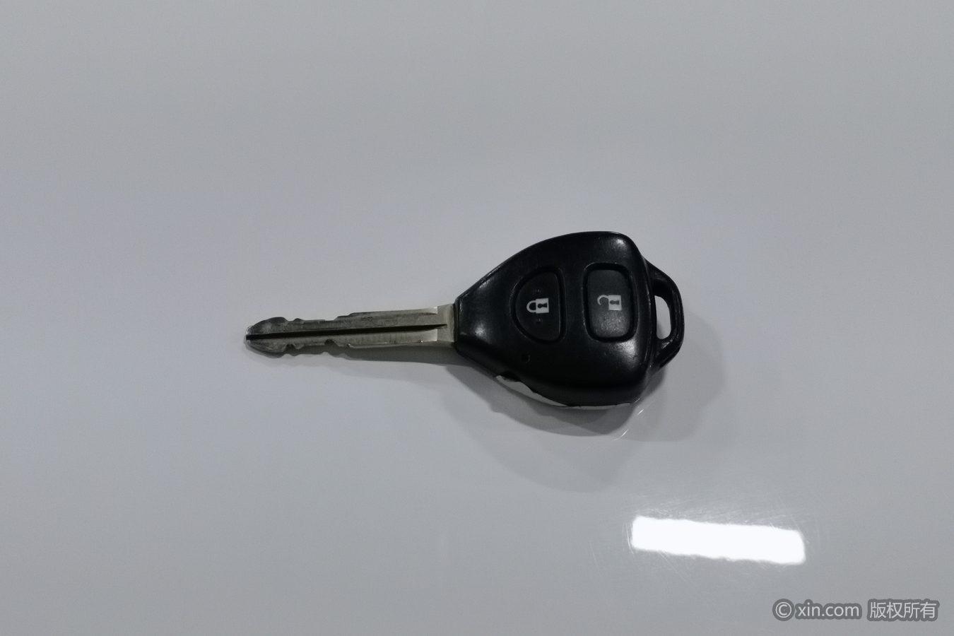 Toyota RAV4 2011 2.0L AT Luxury