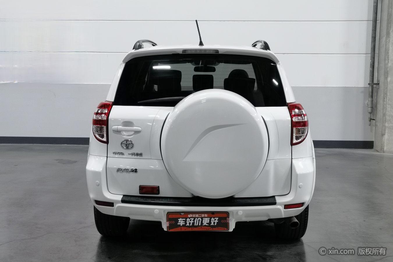 Toyota RAV4 2011 2.0L AT Luxury