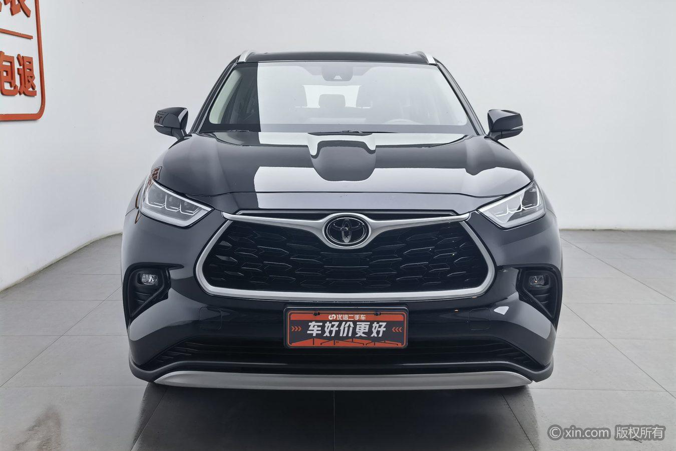 Toyota Highlander 2024 2.5L Luxury 7 мест