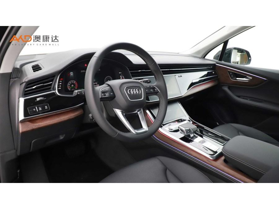 Audi Q7 2024 55 TFSI quattro S line Sport