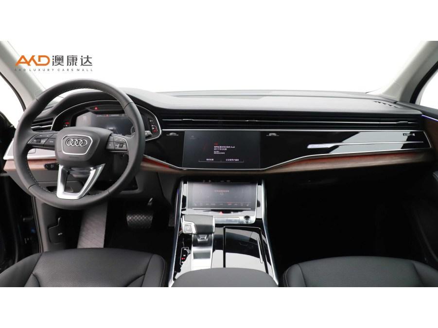 Audi Q7 2024 55 TFSI quattro S line Sport