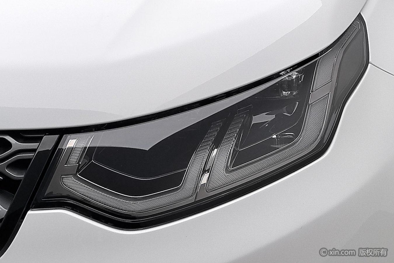 Land Rover Discovery Sport Sport 2020 249PS R-Dynamic HSE Luxury 7 мест