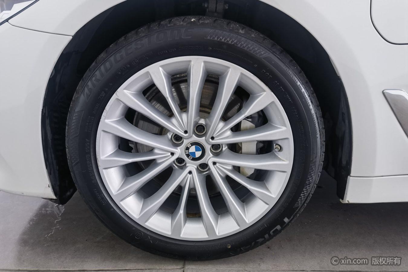 BMW 5 серииPHEV 5 PHEV 2020 530Le Luxury