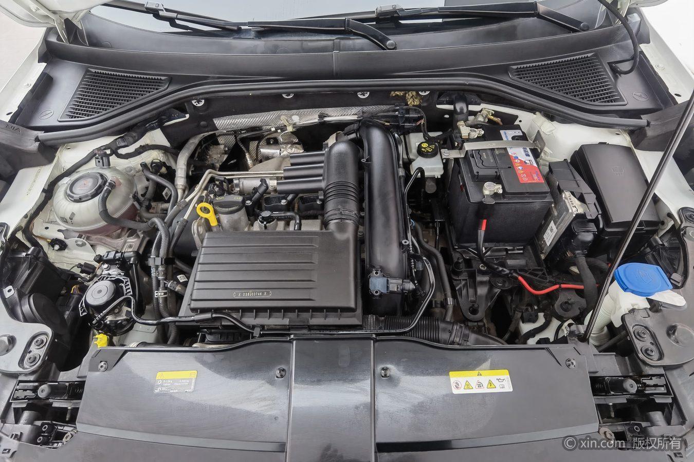 Volkswagen T-Roc 2021 280TSI DSG Smart Connect