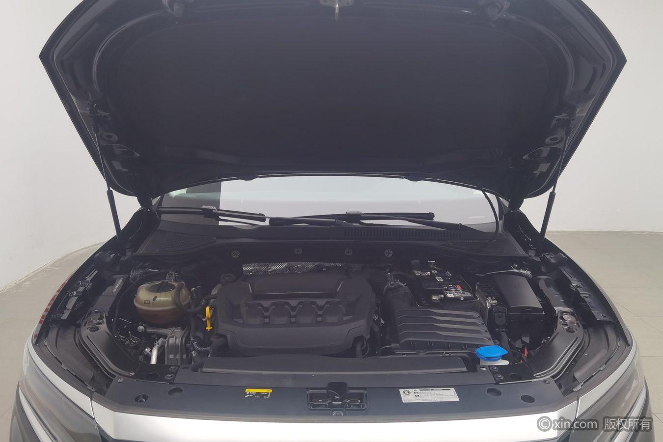 Volkswagen Passat 2023 330TSI Elite