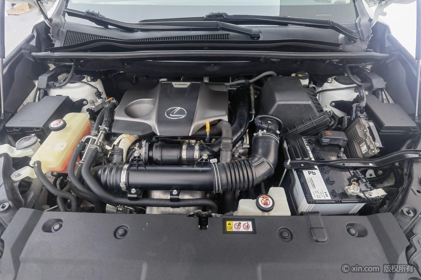 Lexus NX 2018 300 V