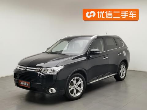 Mitsubishi Outlander 2014 2.4L Luxury 5 мест