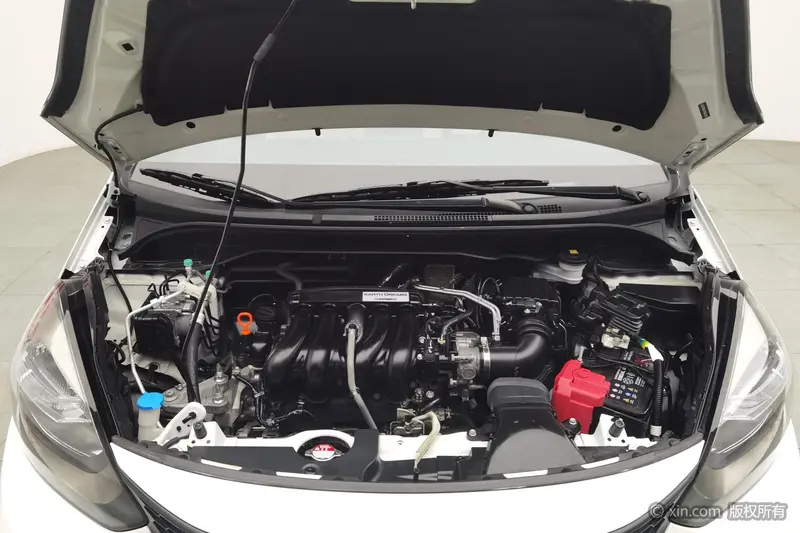 Honda Fit — фото 6