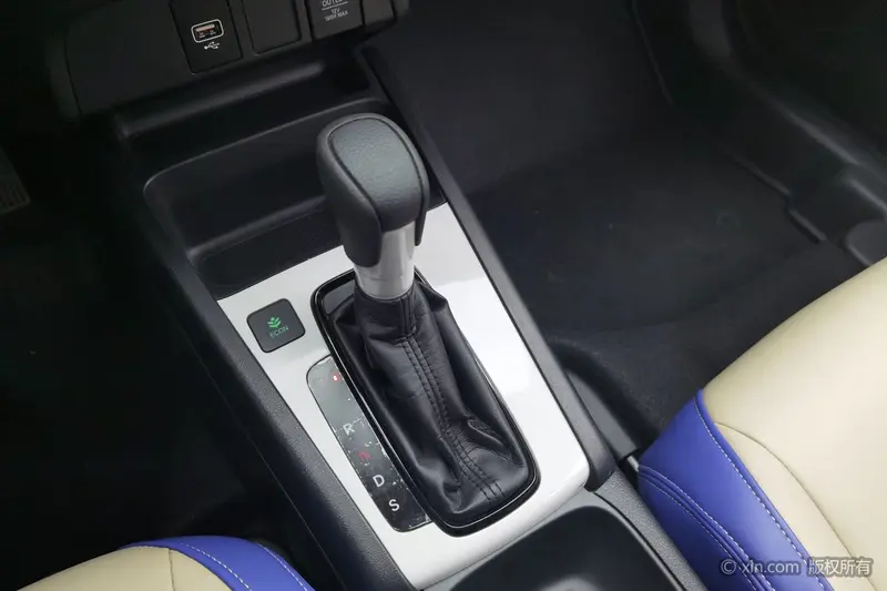 Honda Fit — фото 10