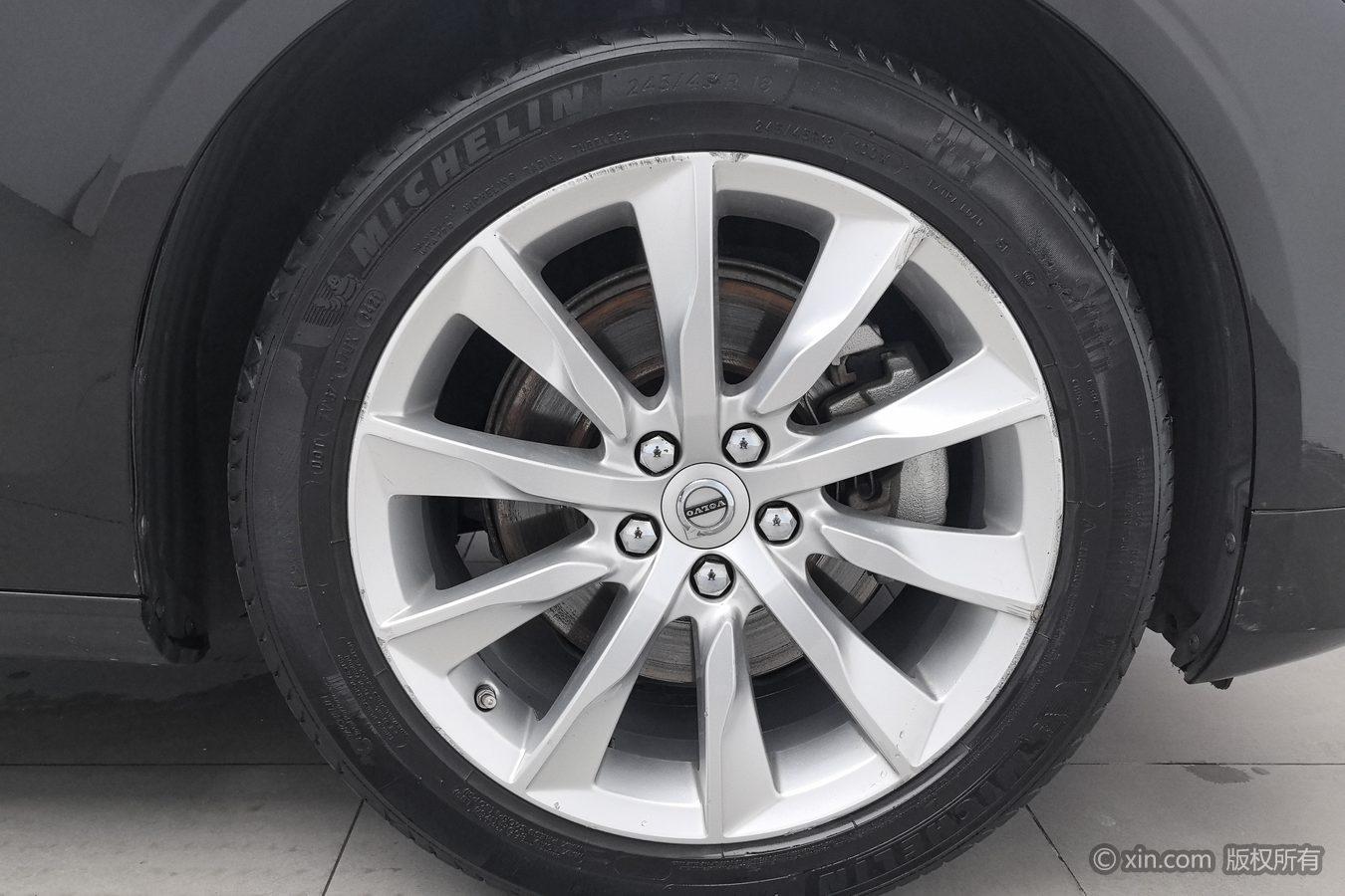 Volvo S90 2017 T5