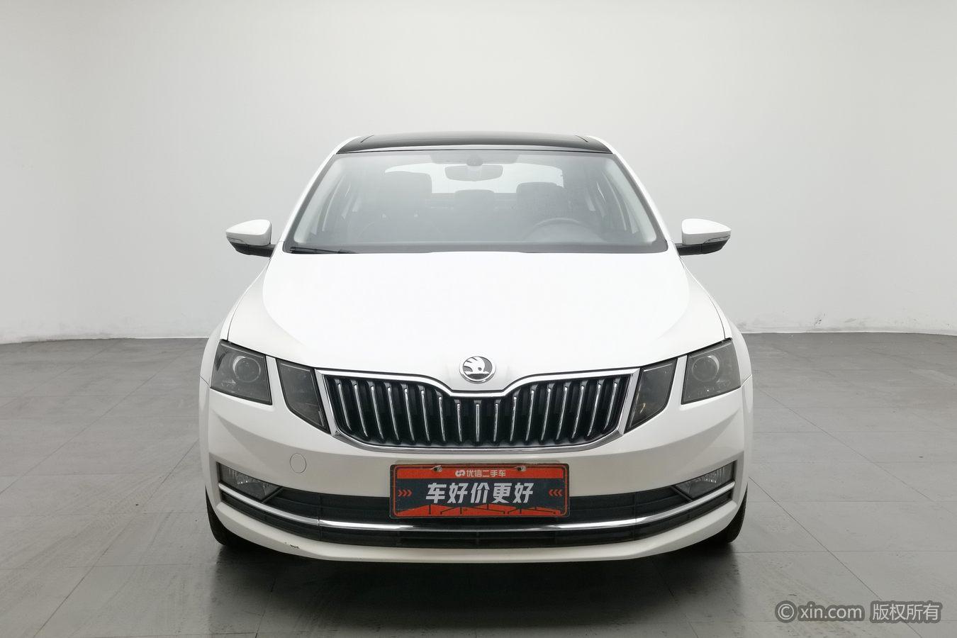 Skoda Octavia 2018 1.6L AT Luxury