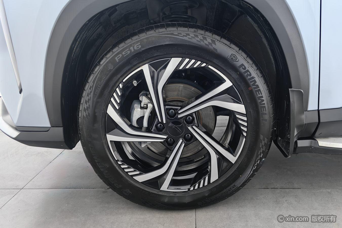 Geely Boyue 2024 1.5TD +