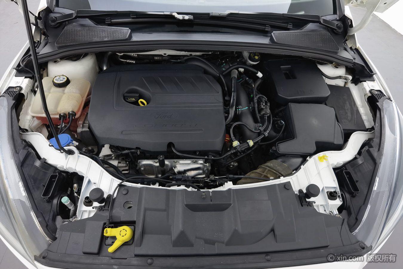 Ford Focus 2017 EcoBoost 180 AT Sport