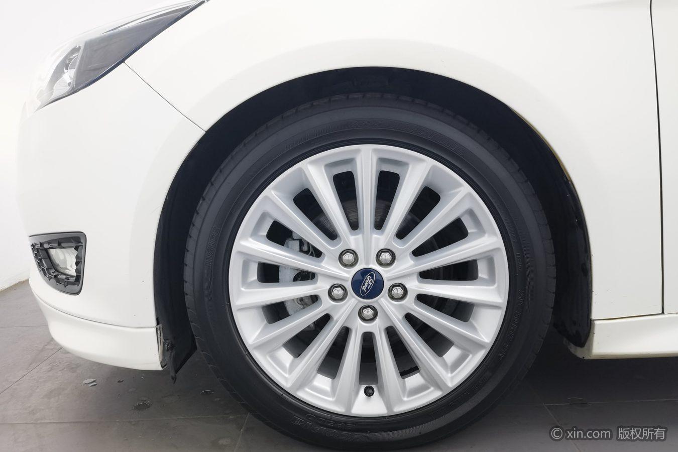 Ford Focus 2017 EcoBoost 180 AT Sport