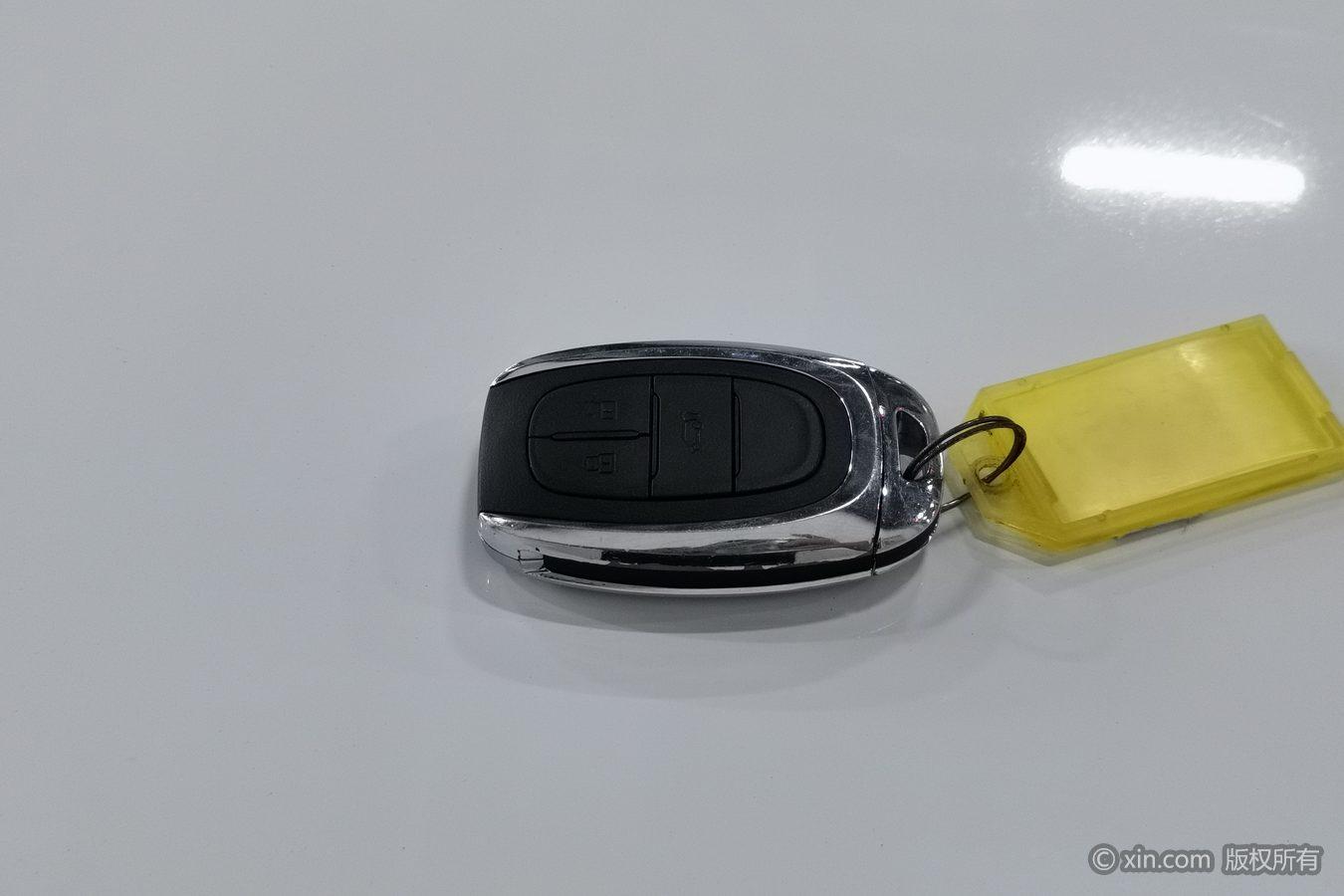 Maxus D60 2019 1.3T MT 5 мест