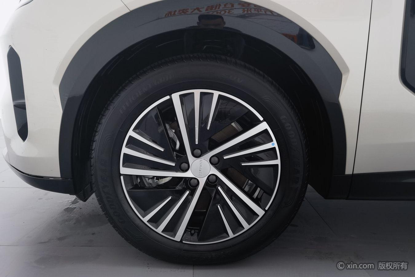 Lynk & Co 08 EM-P 2023 120 Halo