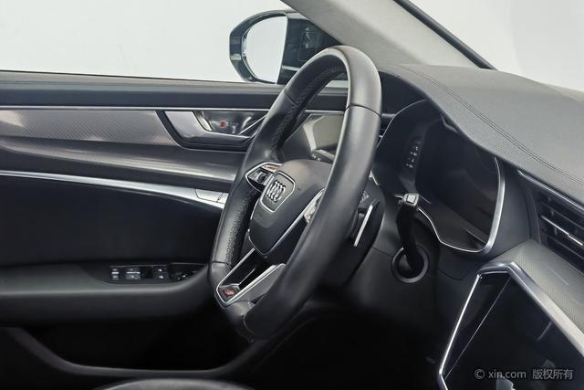 Audi A6 2020 Avant 45 TFSI — фото 8