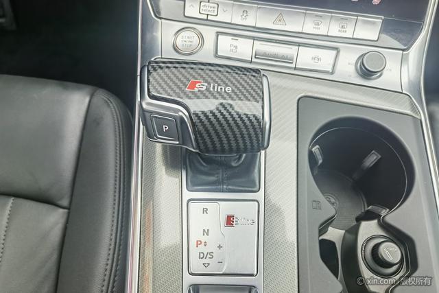 Audi A6 2020 Avant 45 TFSI — фото 15